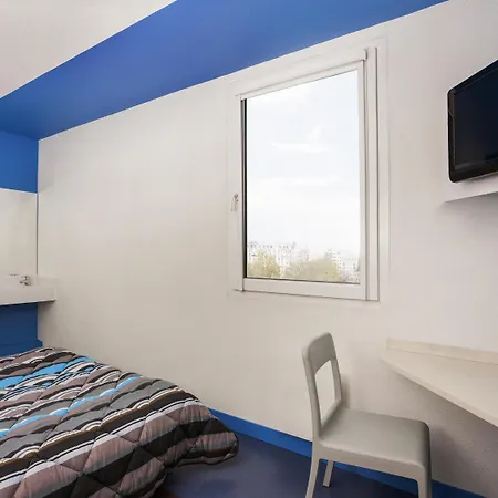 Hotelf1 Le Havre Est - Otel