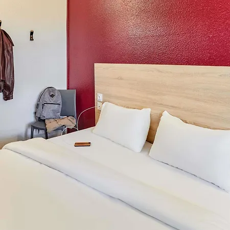 Hotel Hotelf1 Le Havre Rénové *