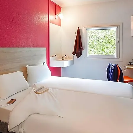 Hotelf1 Le Havre Rénové *